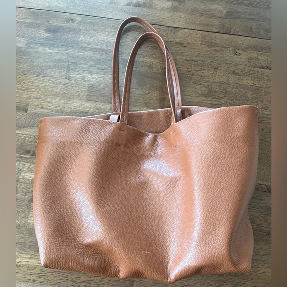 Cuyana Handbags - COPY - Cuyana tote